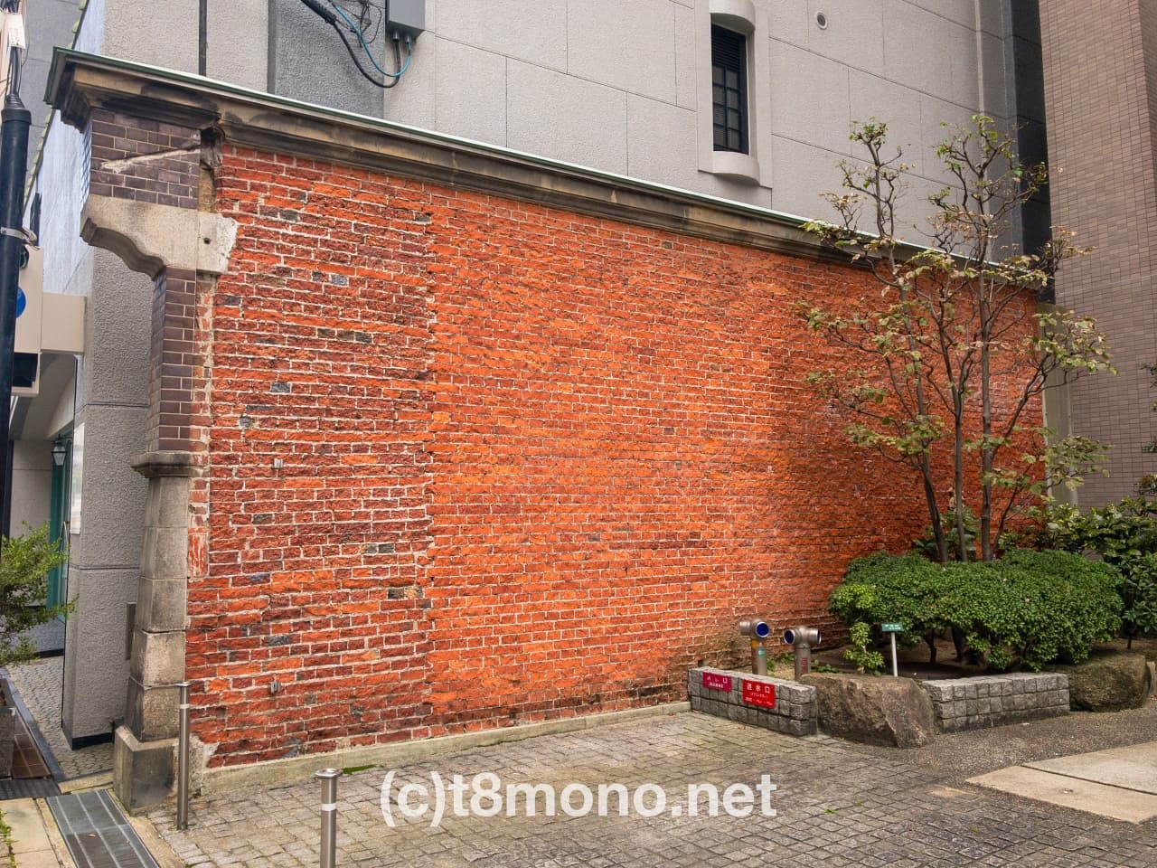 煉瓦壁・塀：大阪