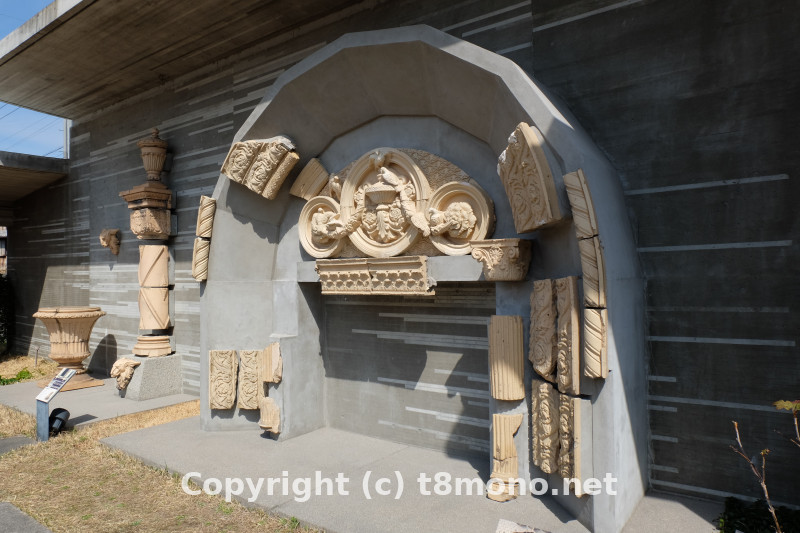 建築陶器のはじまり館：野外展示：大谷仏教会館