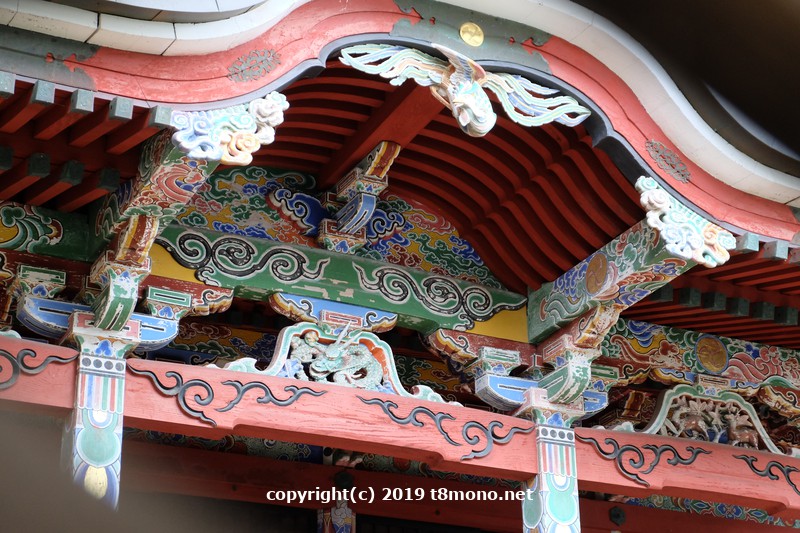 愛宕神社：彩色彫刻
